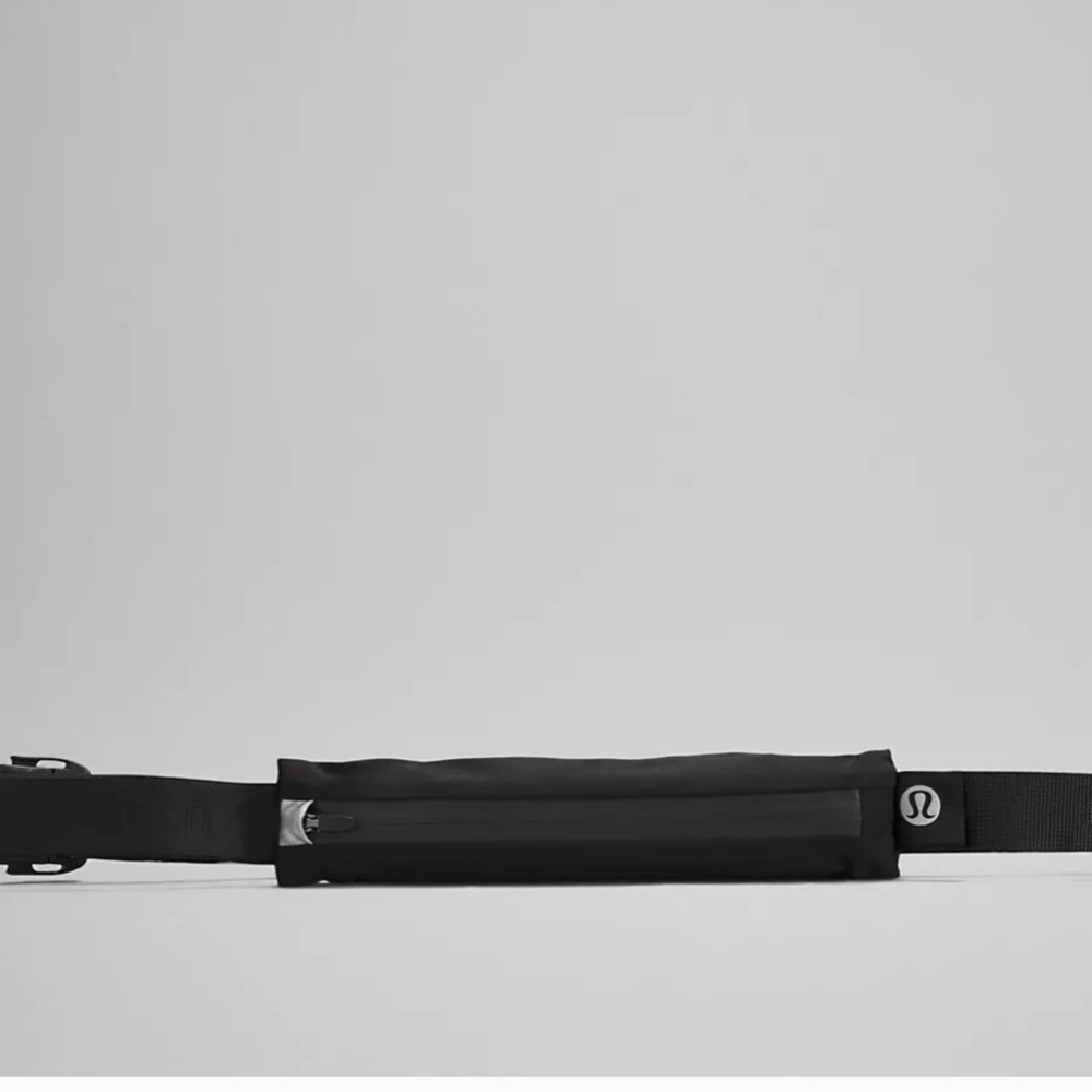 Lululemon belt bag new